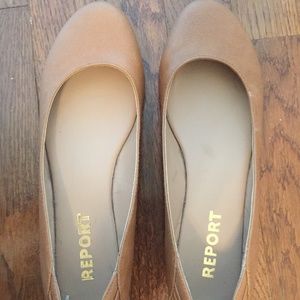 Report Women"s Leather Flats